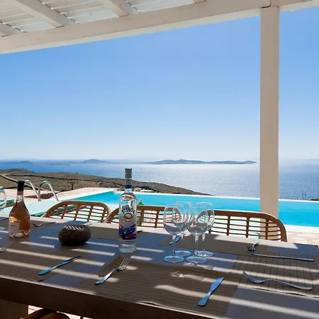 Prive 77 Mykonos ヴィラ